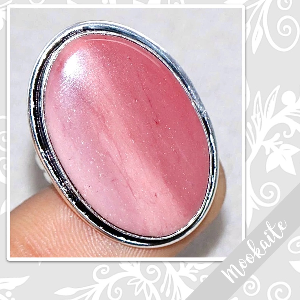 Mookaite Jasper Large Silver Artisan Ring, Size 6 (ombré shades of Berry Pink)
